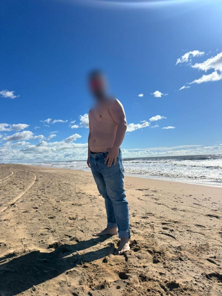 Chico busca chica en Huelva: 