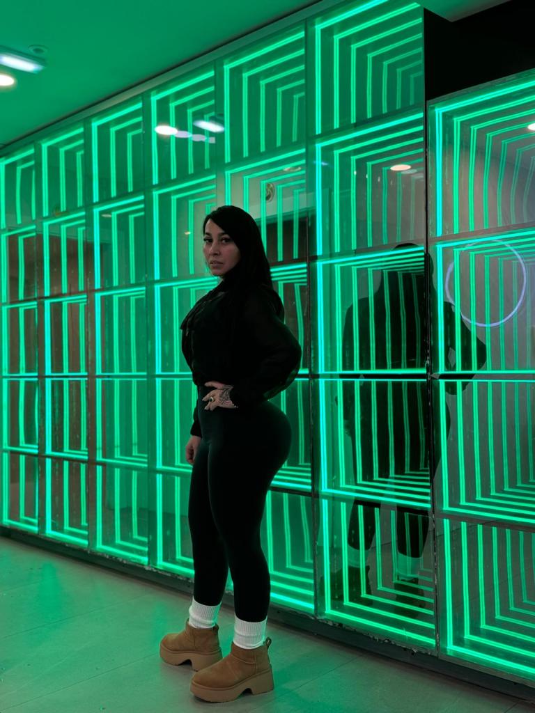 Chica busca chico en La Coruña: 