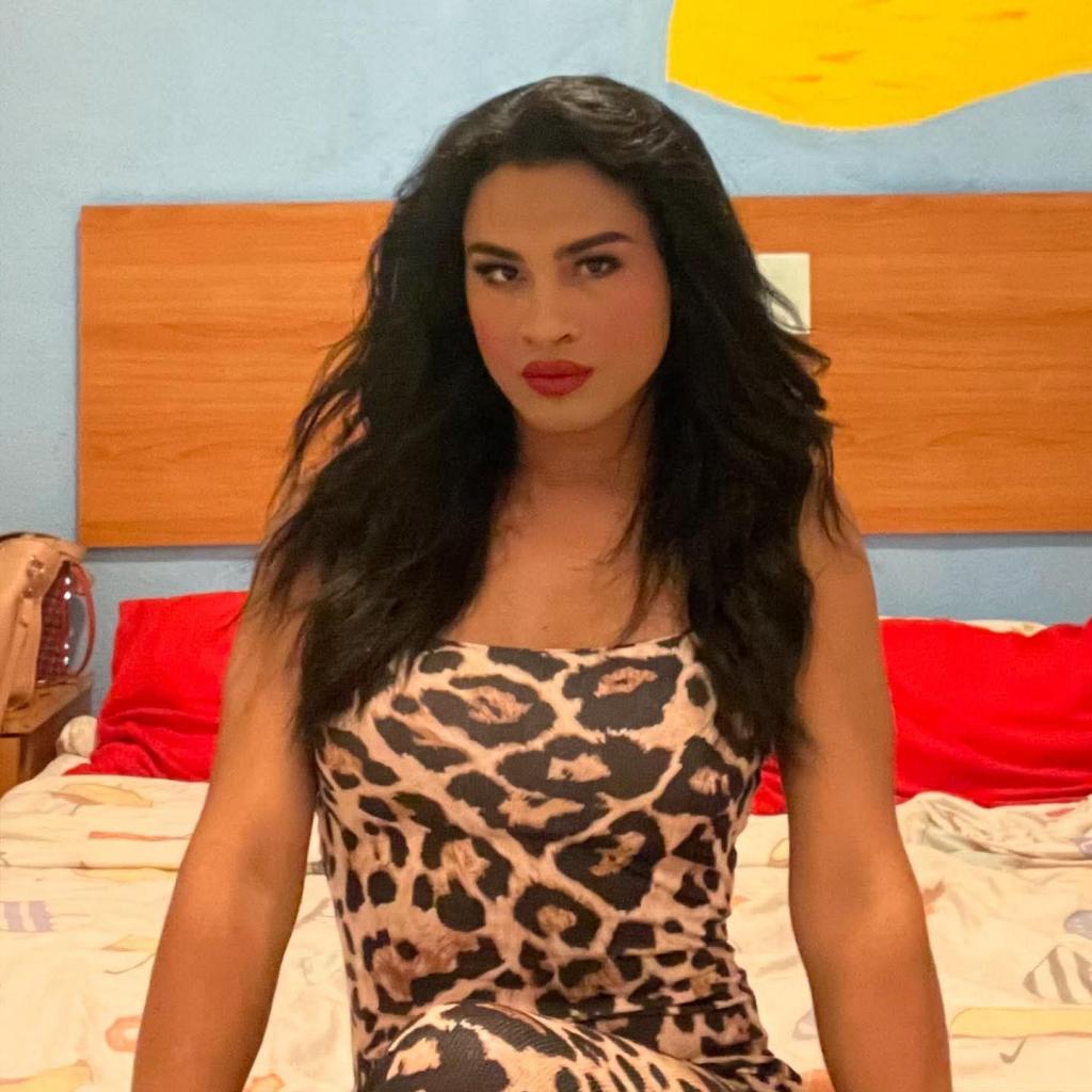 614975906: Travesti en La Rioja