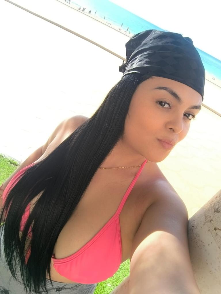 Chica busca chico en Almería: 