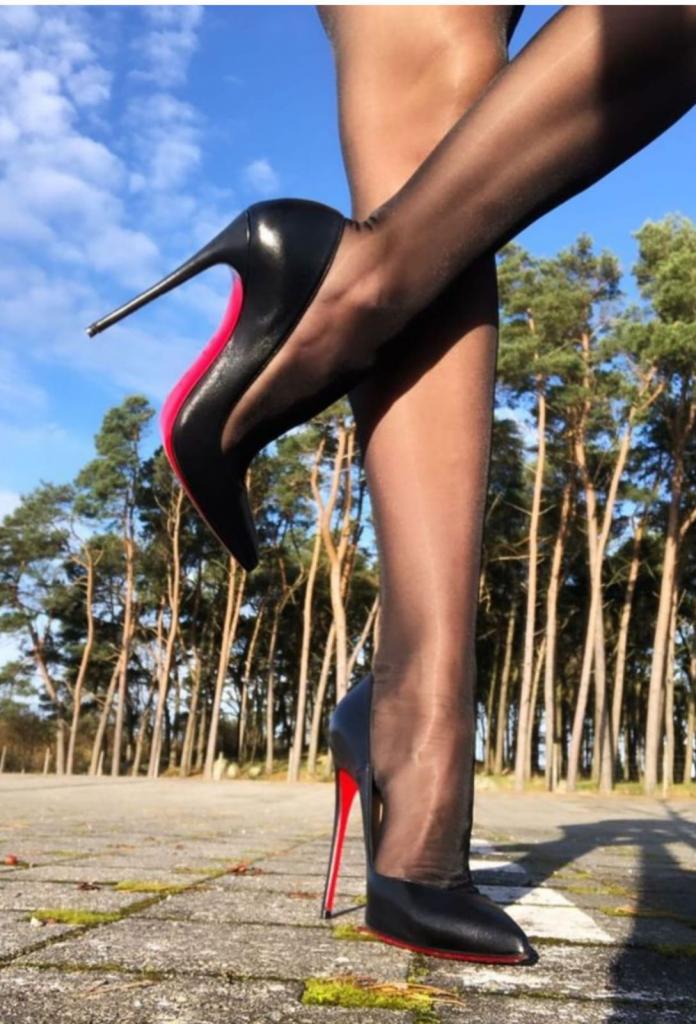 Chica busca chico en Lérida: 