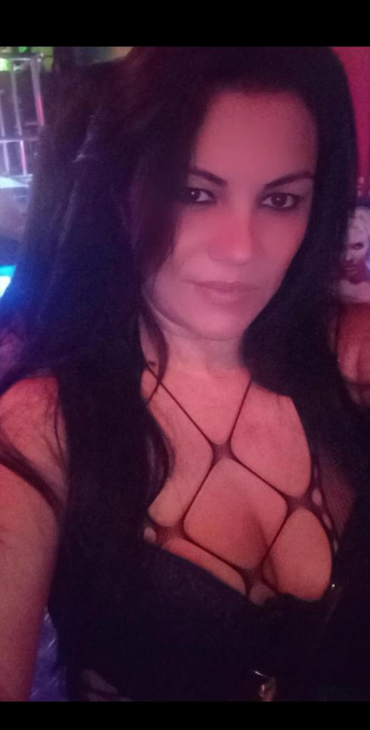 Chica busca chico en Huesca: 