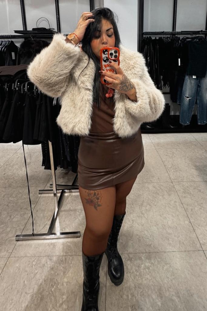 Chica busca chico en Huelva: 