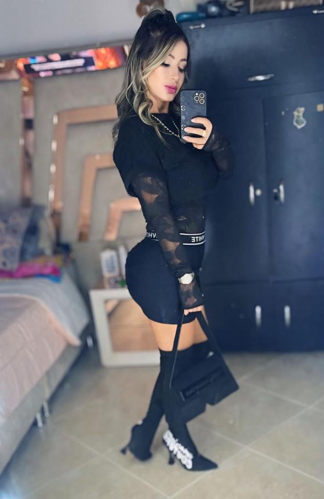 613230304: Chica busca chico en Zaragoza