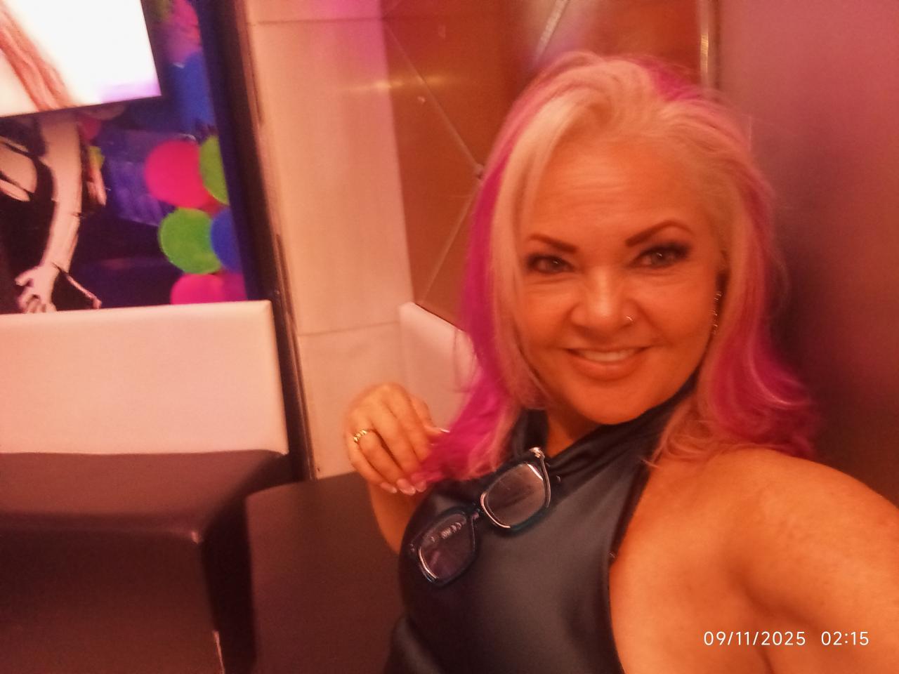 671262352: Chica busca chico en Málaga