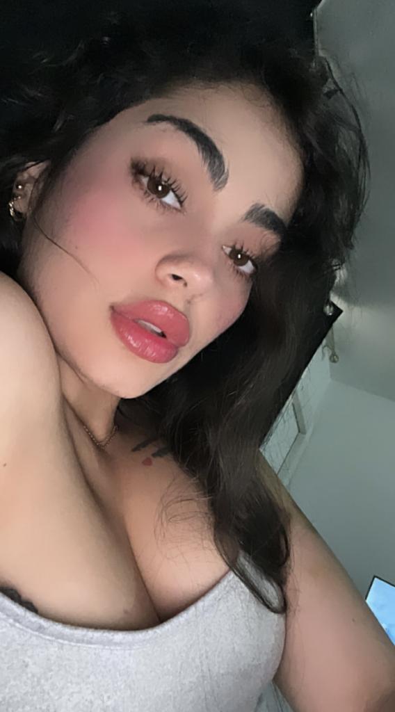 Chica busca chico en Cádiz: 