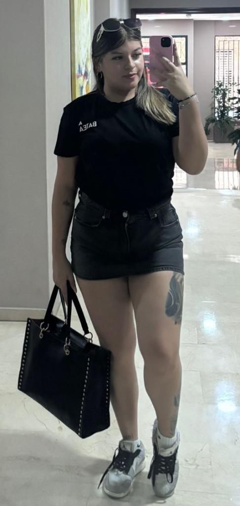 Chica busca chico en Almería: 