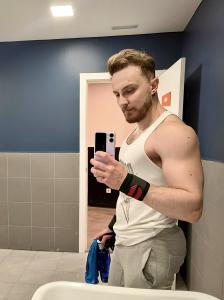 643516846: Chico busca chica en Madrid