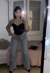 615995569: Chica busca chico en Gerona