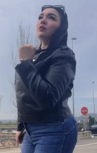 672915035: Chica busca chico en Valencia