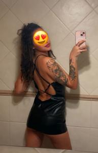 688394537: Chica busca chico en Madrid