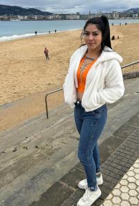 624007331: Chica busca chico en Navarra