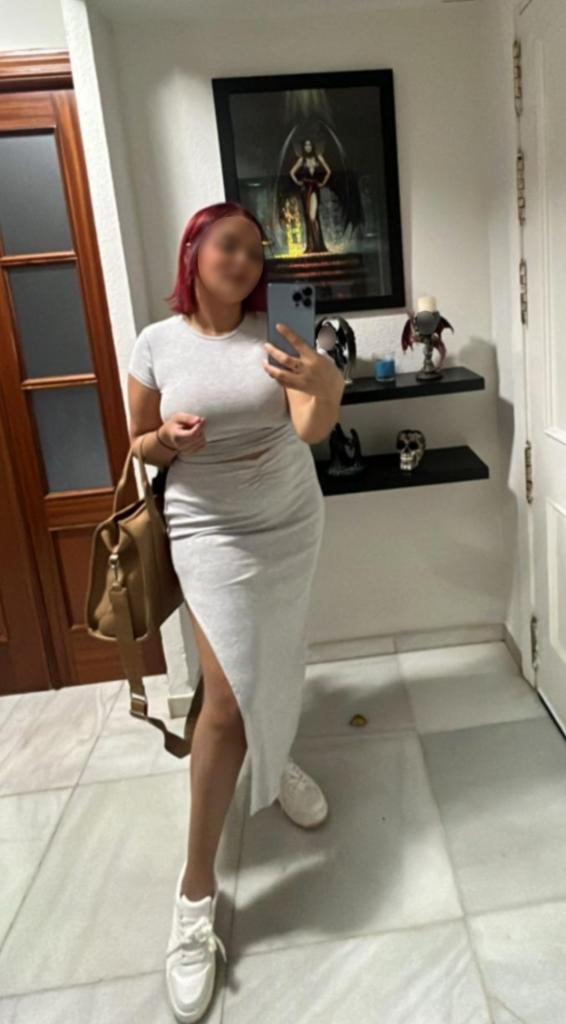 Chica busca chico en Almería: 
