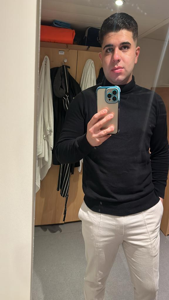 Chico busca chica en Lugo: 