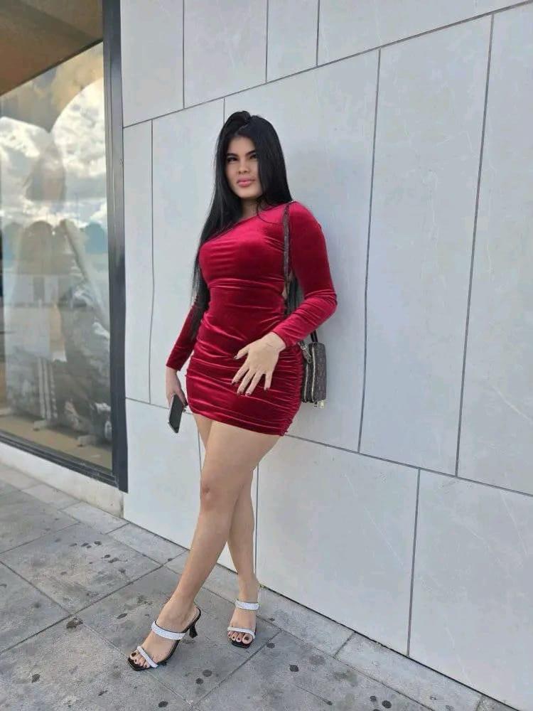 Chica busca chico en Granada: 