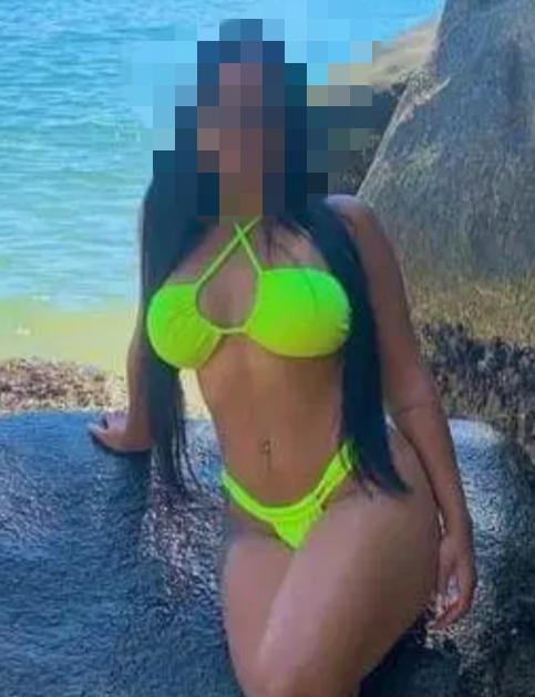 Chica busca chico en Cádiz: 