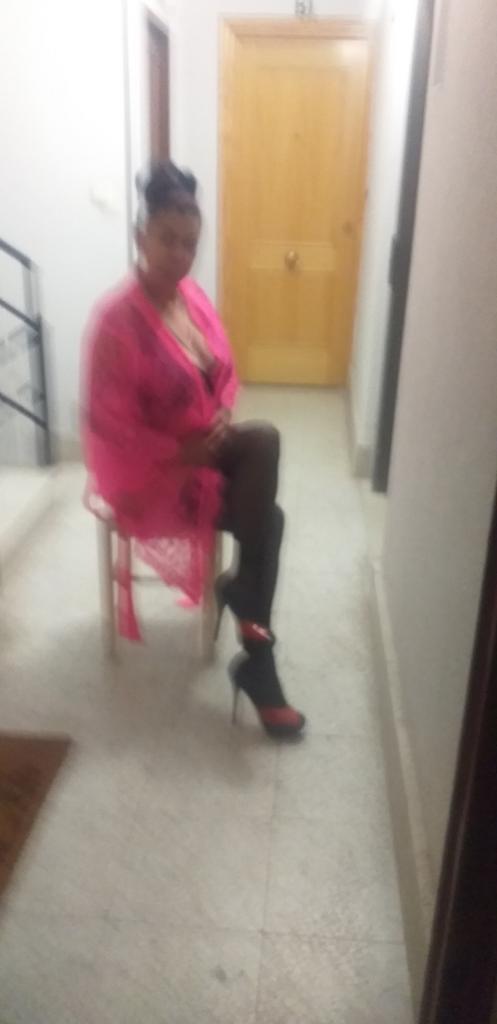 Chica busca chico en Alicante: 