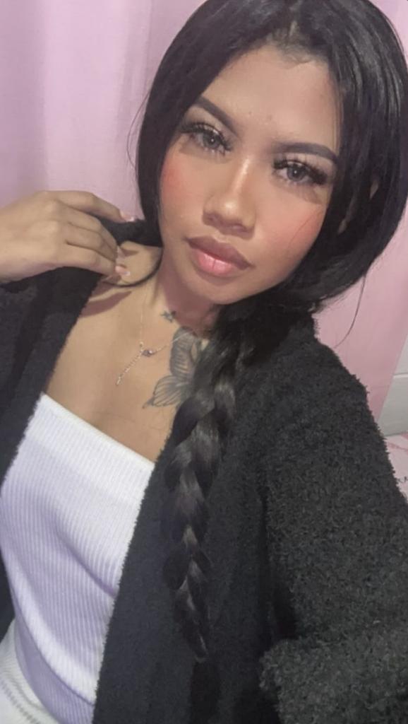 Chica busca chico en Granada: 