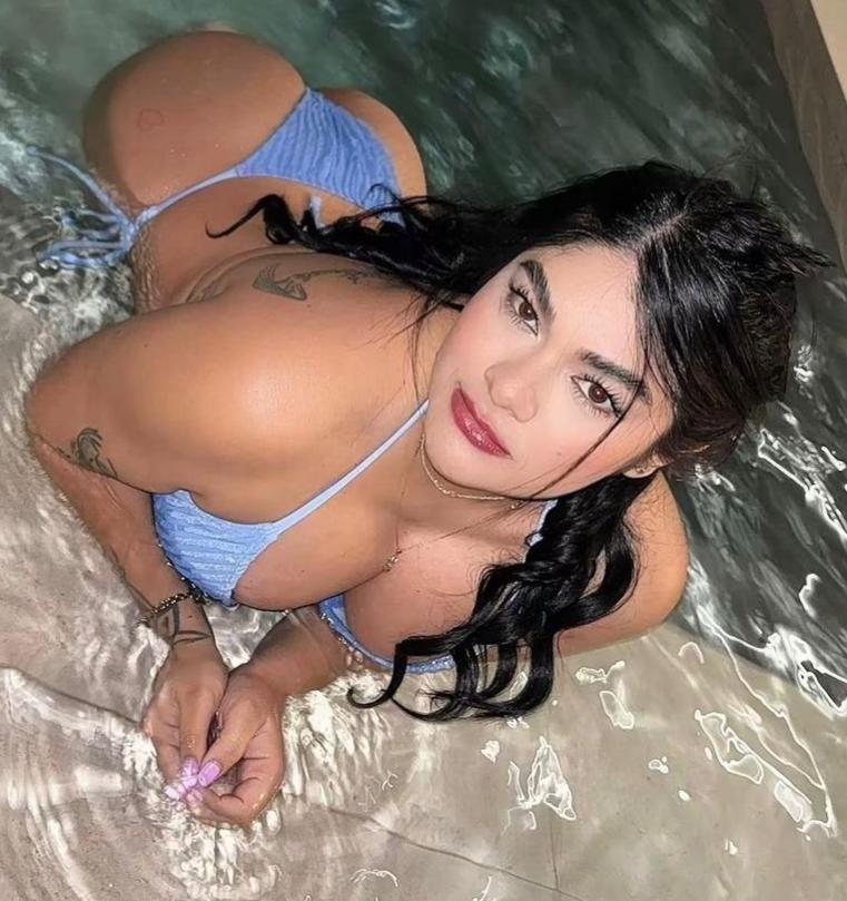 613917476: Chica busca chico en Málaga