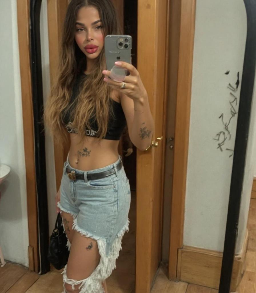 672704040: Chica busca chico en Mallorca