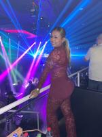 685882766: Chica busca chico en Sevilla