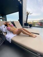 633773509: Chica busca chico en Barcelona