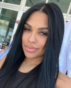 684776308: Chica busca chico en Cantabria