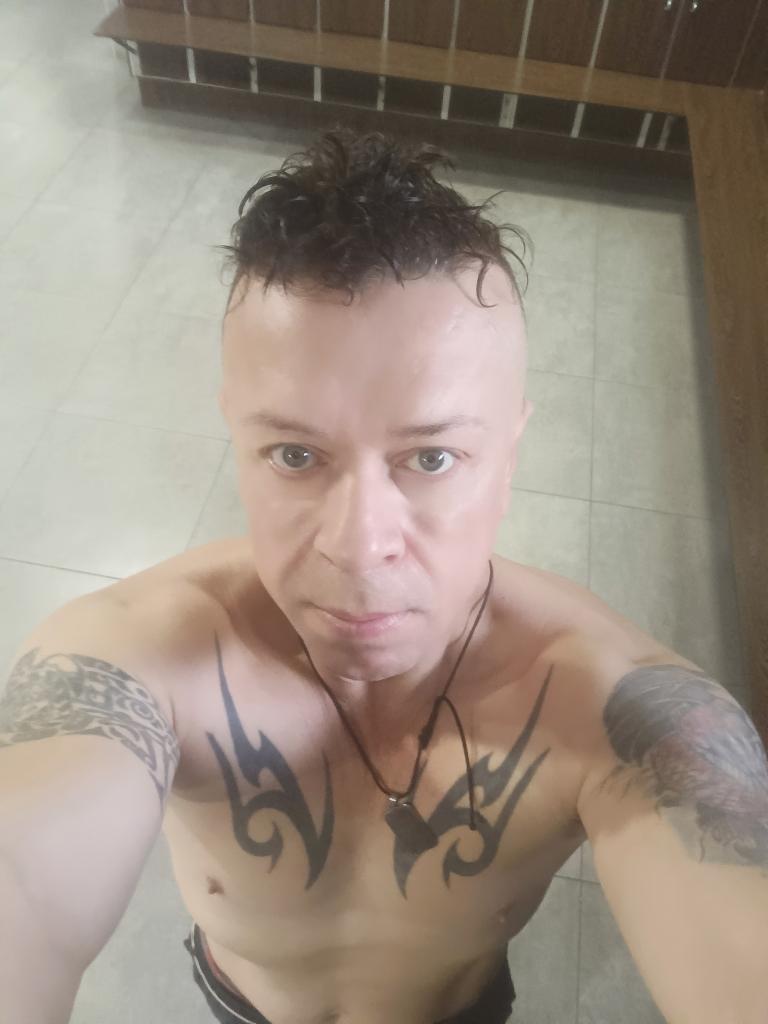Chico busca chica en Murcia: 