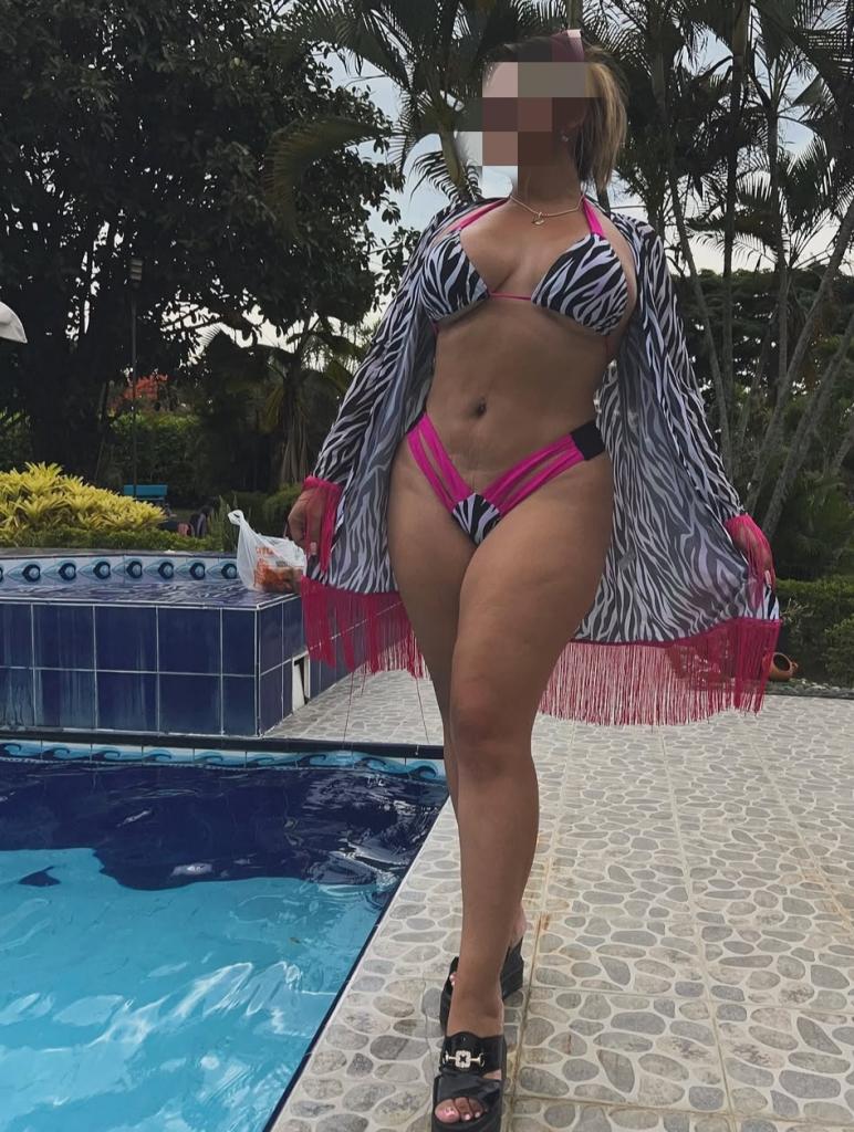 743007945: Chica busca chico en Madrid