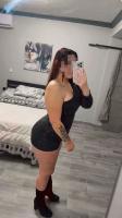 677886580: Chica busca chico en Barcelona