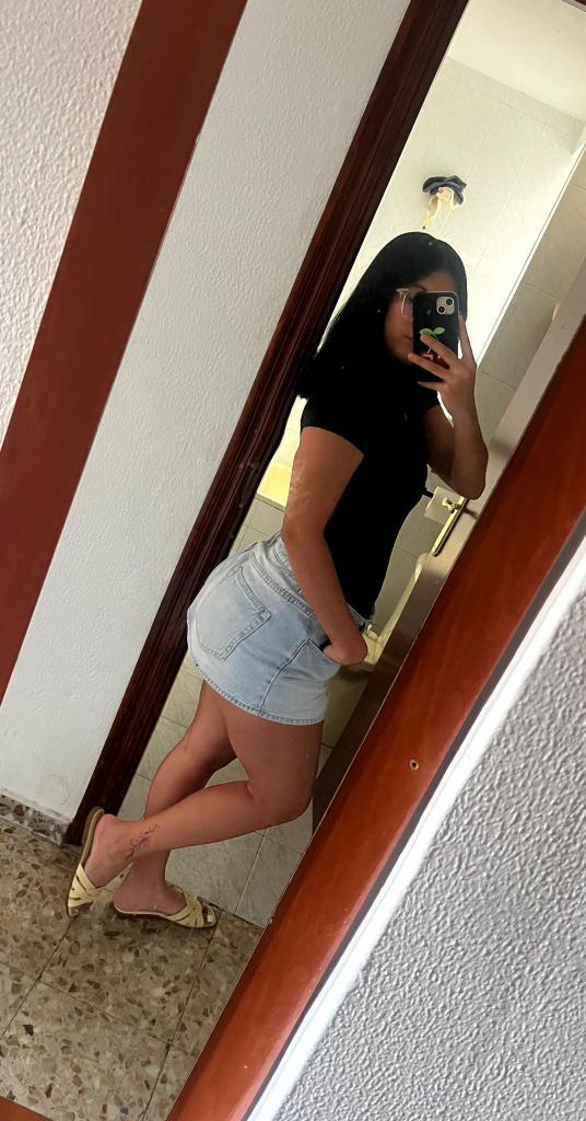 Chica busca chico en Granada: 