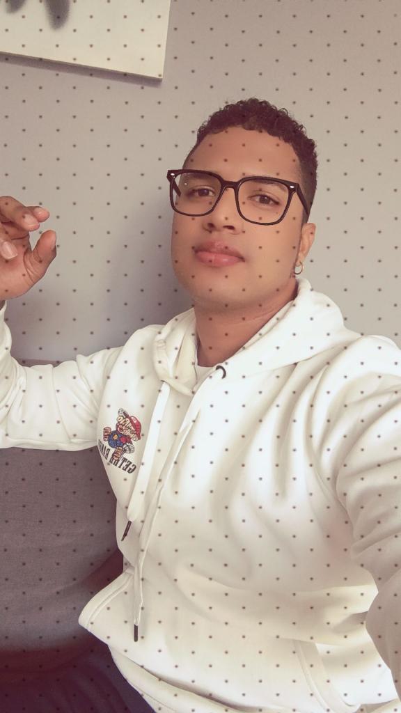 Chico busca chica en Valencia: 