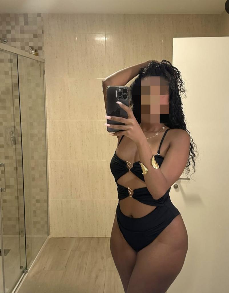 Chica busca chico en Lugo: 