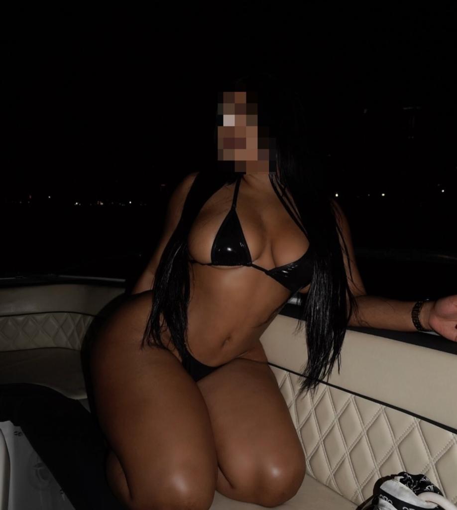 Chica busca chico en Lugo: 