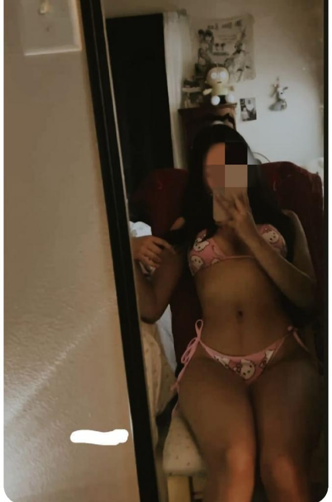 Chica busca chico en Cádiz: 