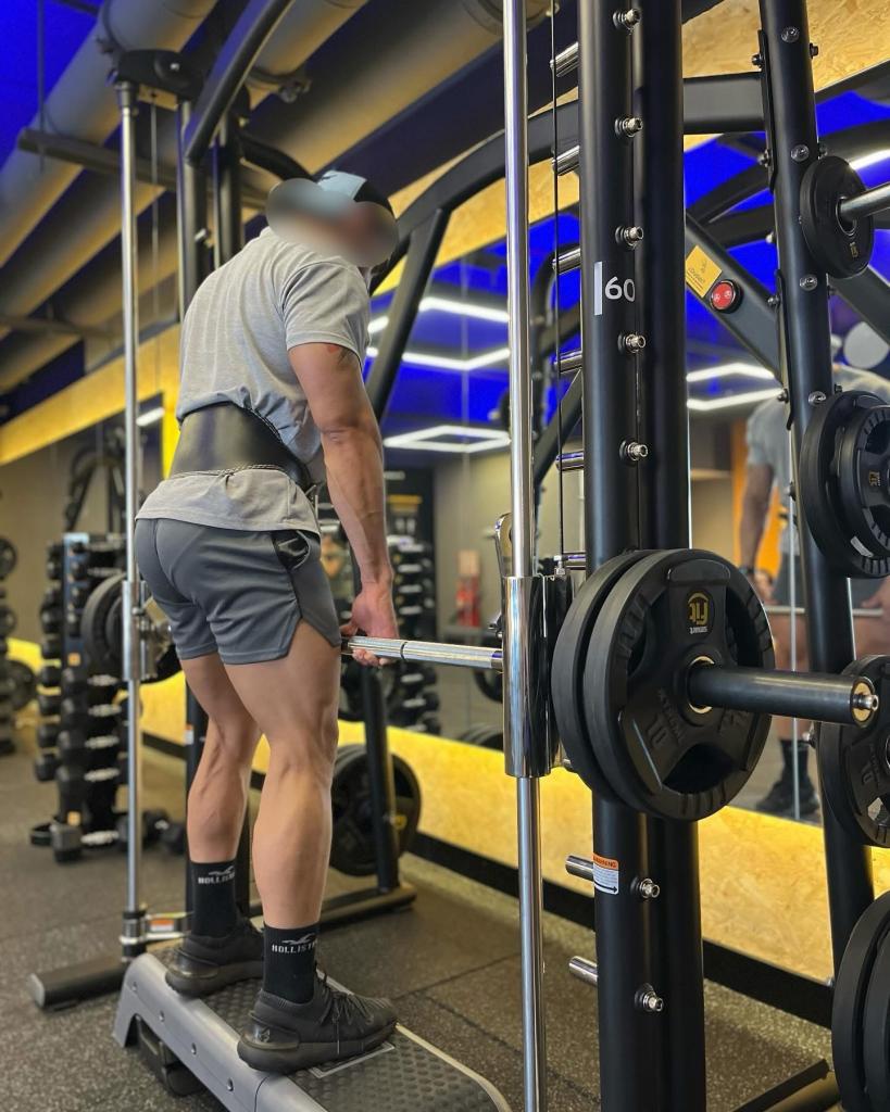 604061335: Chico busca chica en La Coruña