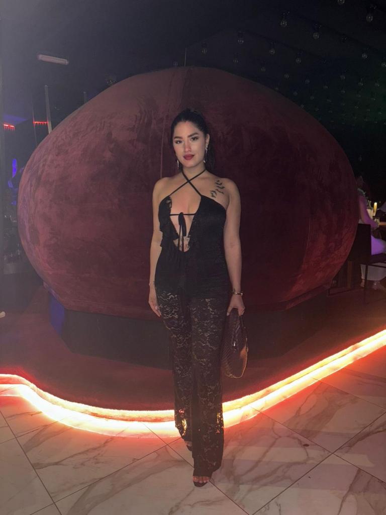 Chica busca chico en Menorca: 