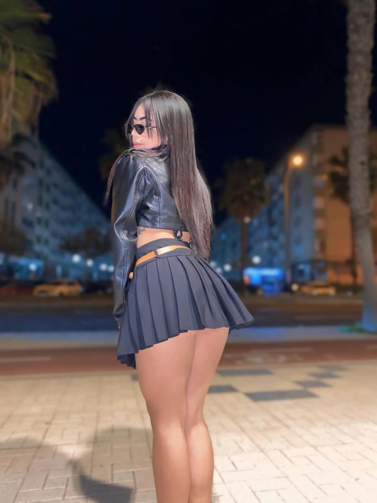 Chica busca chico en Cantabria: 