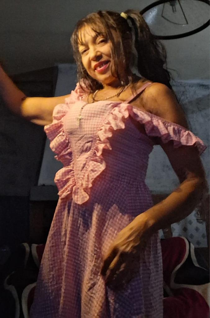 644579604: Chica busca chico en Valencia