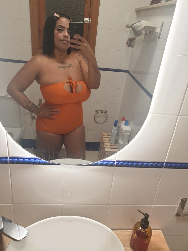 Chica busca chico en Alicante: 