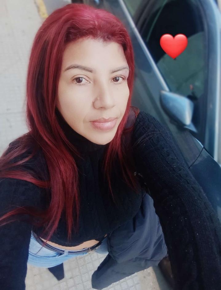 Chica busca chico en Huelva: 