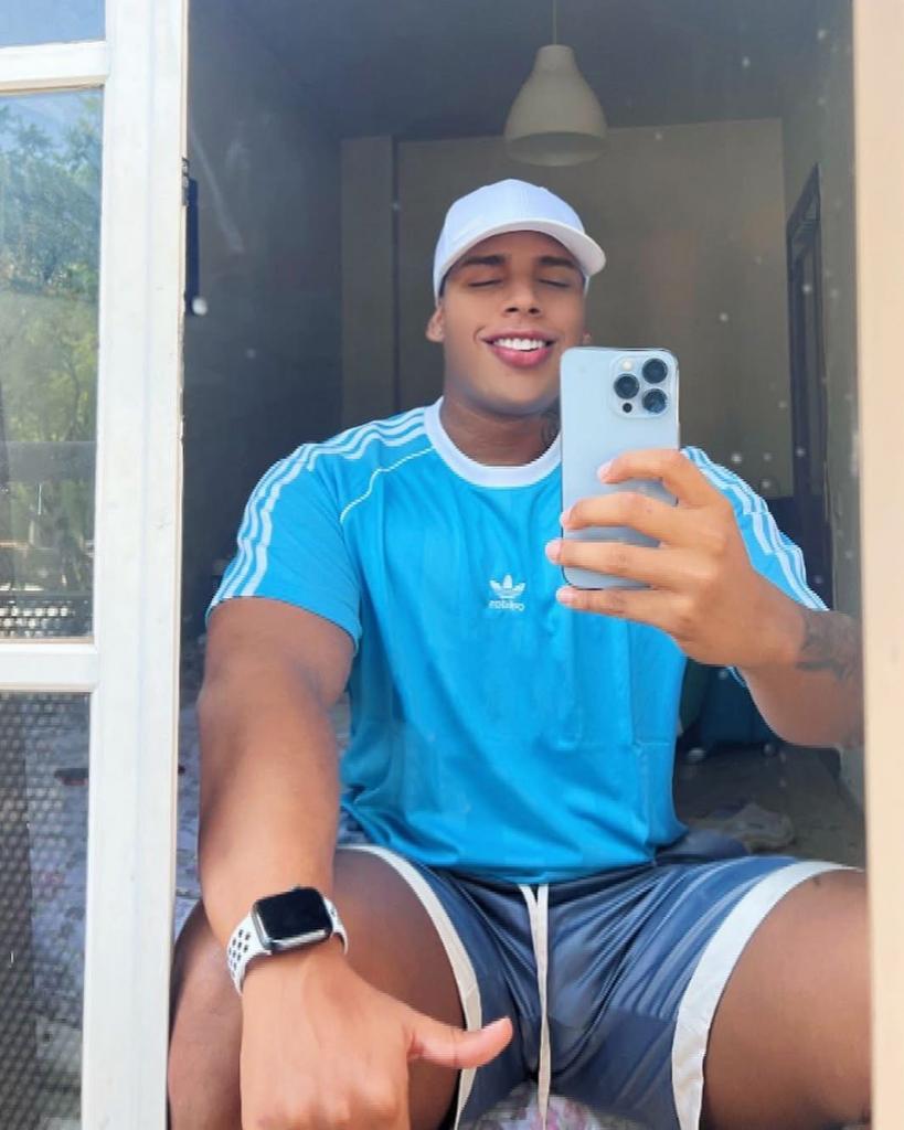 Chico busca chica en Huelva: 