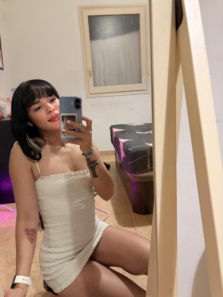 Chica busca chico en Barcelona: 