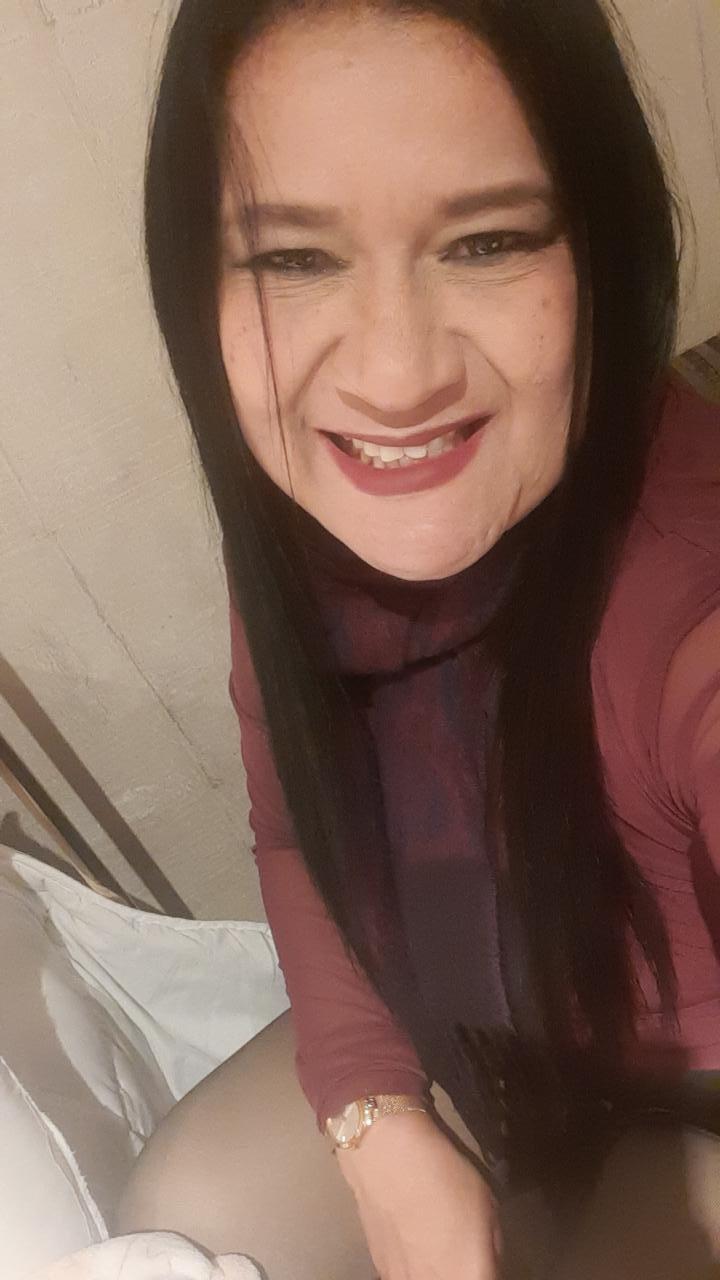 Chica busca chico en Tenerife: 