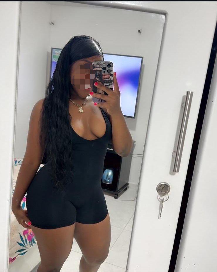 Chica busca chico en Cádiz: 