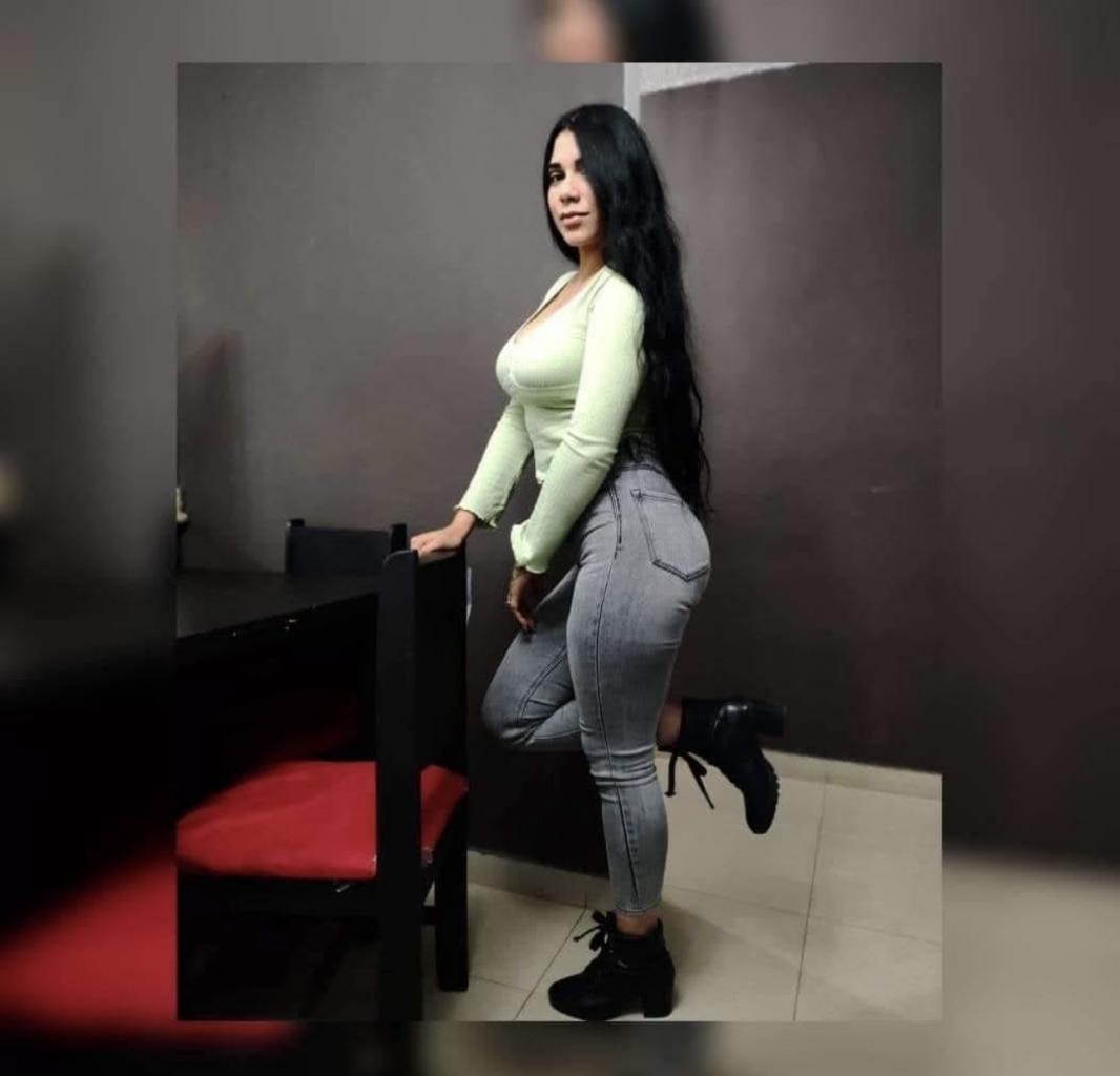 Chica busca chico en Tenerife: 