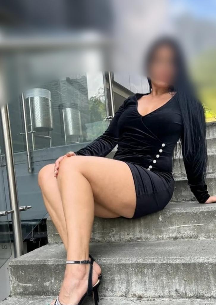 Chica busca chico en Cádiz: 