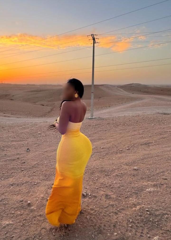 Chica busca chico en Granada: 