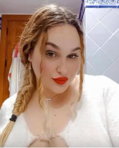 601868246: Chica busca chico en Murcia