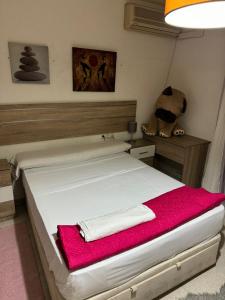 686903651: Chica busca chico en Huelva